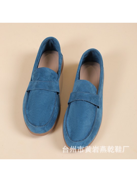 Women Retro Plus Size Solid Color Round Toe Flat Loafers